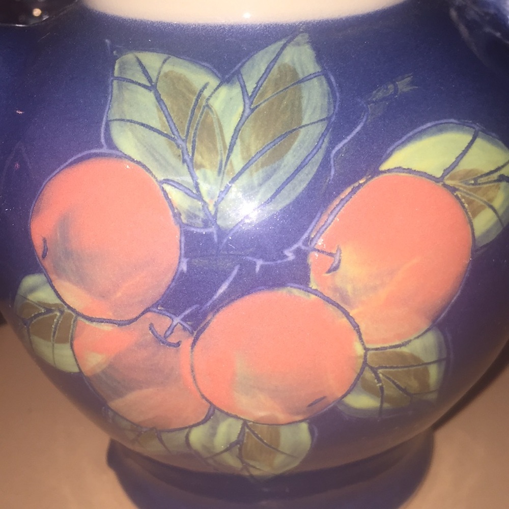 COPY - R &J Fortester - Brandon Tea Pot - Picture 8 of 8